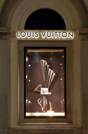 Louis Vuitton 
