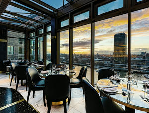 Crowne Plaza Albert Embankment